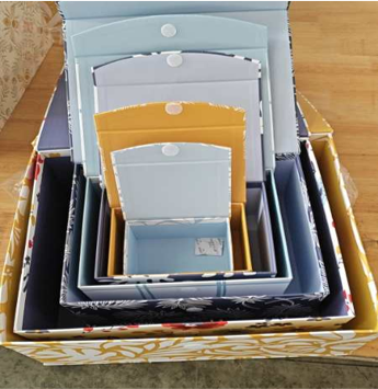 Hộp quà nắp bật