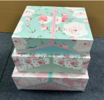 Hộp quà nắp bật